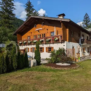 Haus Waldrast Apartment